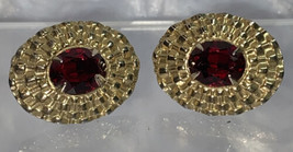 Vintage Anson Cufflinks Gold Tone With A Ruby Red Glass Pronged Setting. Rare - £16.43 GBP