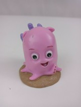 Disney/Pixar Finding Nemo Jellyfish Pearl 1.5&quot; Collectible Mini Figure - £6.18 GBP