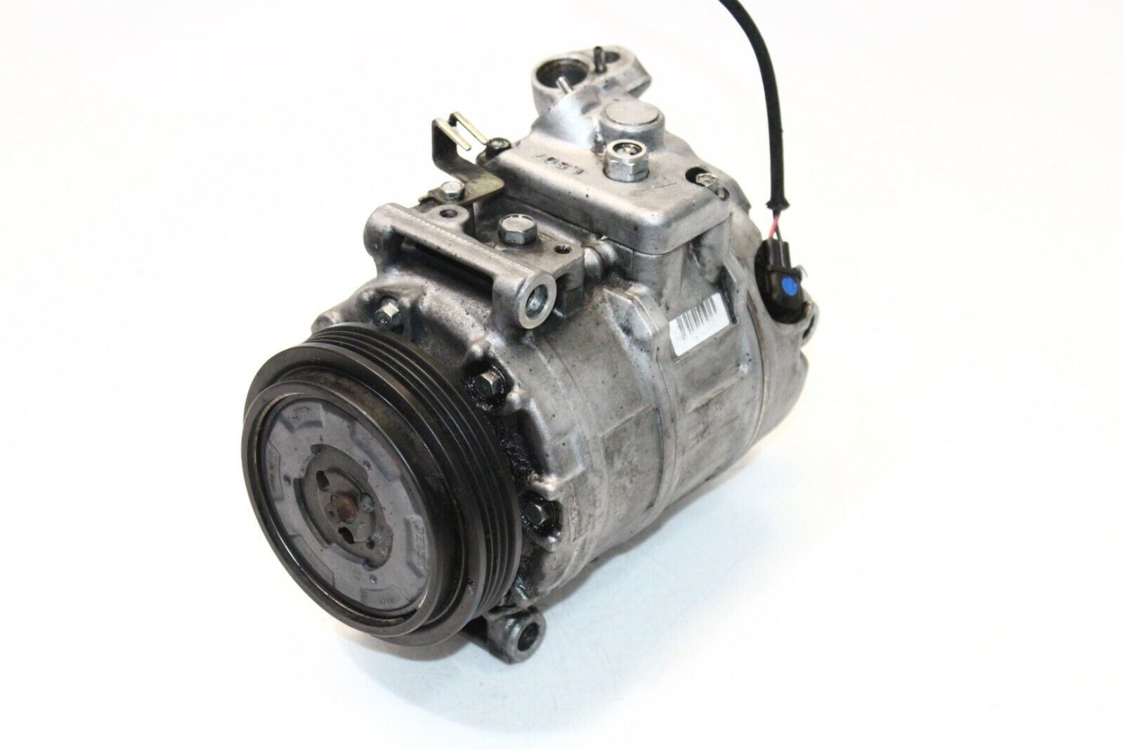2002-2005 BMW E65 745i AC A/C COMPRESSOR P3046 - $98.89