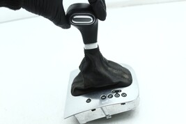 2006-2010 VOLKSWAGEN JETTA RABBIT AUTOMATIC GEAR SHIFTER BEZEL/ KNOB BOOT H1672 image 6