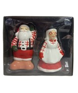 2018 Target  Threshold Christmas  Santa and Mrs. Claus Salt Pepper Shakers - $372.18 MXN