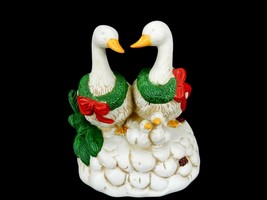 Ceramic Holiday Figurine, Pair of Geese w/Goslings, Wearing Wreaths &amp; Ribbons - £11.71 GBP