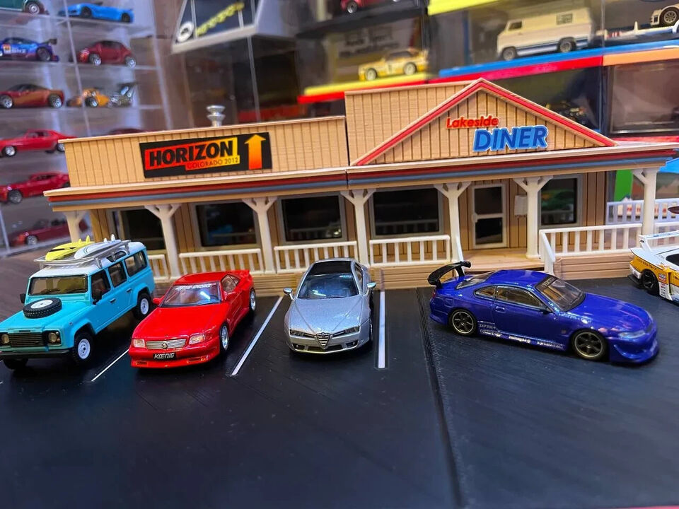 Primary image for Racing Diner Car Meet Diorama 1 64 Scale Compatible with Hot Wheels and Matchbox