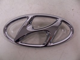 2013 - 2019 Hyundai Santa Fe Rear Liftgate Emblem Oem 288 - £19.36 GBP