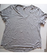 Old Navy Women&#39;s Gray Short Sleeve V-Neck T-Shirt, Size XL - £8.92 GBP