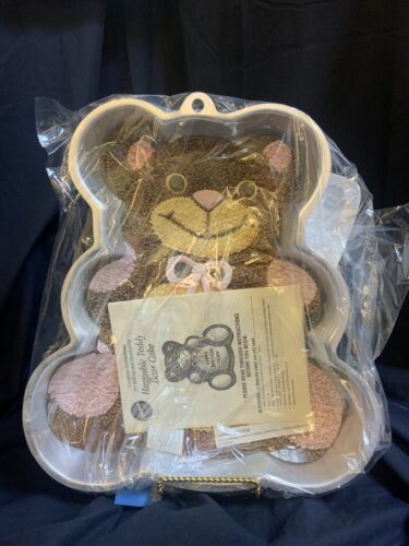 WILTON 1982 #502-3754 Huggable Teddy Bear Aluminum Character Cake Pan. Retired. - $14.20