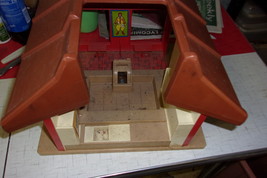 vintage Playskool McDonald&#39;s play building - $35.00