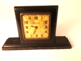 Antique New Haven Miniature Mantle Clock, Wind-up 8 Day, Running, B57 - £25.29 GBP