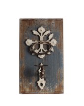 Scratch &amp; Dent Distressed White Finish Cast Iron and Wood Wall Candle Holder - £31.54 GBP