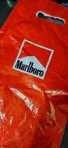 1 Vintage Marlboro Cigarette Brand Plastic Shopping Bag - £10.31 GBP