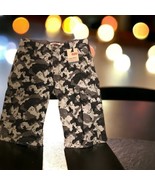 Levis Men&#39;s Relaxed fit Below the knee Cargo Shorts Camo Size 18 Regular... - $31.68