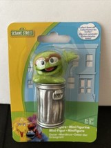 Sesame Street Oscar The Grouch Mini Figure NEW - £3.75 GBP