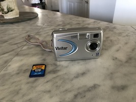 Vivitar Vivicam 3345 1.3MP N1659 Digital Camera - £3.91 GBP