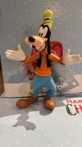 Disney Parks Goofy Vinyl Articulated Figurine NEW - $22.90
