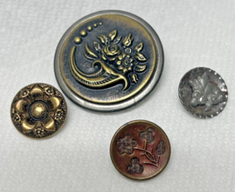 4 Antique Round Metal Picture Buttons Floral Horn Fower Face Gold &amp; Silv... - $304.57 MXN