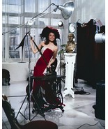 Diana Rigg In 8x10 inch photo Imageic Studio Posing 8x10 inch photo - $15.02 CAD