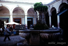 1962 Fountain in Market Mall People Vendors Syracuse Sicily Kodachrome Slide - £2.37 GBP