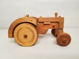Vintage (1980&#39;s) Wood n Wheels Tractor by Lynes Unlimited with Moving Wheels V1 - £20.44 GBP
