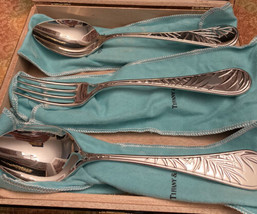 Vintage Tiffany &amp; Co Silver Large Serving Spoons With Vines And Fork - £227.81 GBP