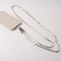 Hello Lux Paper Clip Chain Phone Crossbody Strap Silver - $209.38 Hello Lux Paper Clip Chain Phone Crossbody Strap Silver - $209.38 MXN