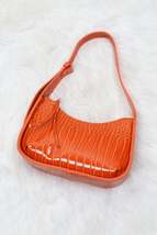 Women&#39;s Crocodile Patterned Orange Baguette Bag - £16.54 GBP