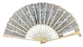 Antique Folding Silk With Painted Flowers Fan - $24.74