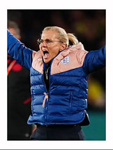 England Women’s National Football Lionesses Pink and Blue Puffer Jacket - £91.54 GBP