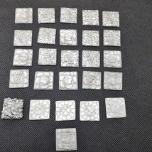 (26) Reaper Miniatures Stones Runes Skulls 3/4&quot; Metal Bases - $31.67