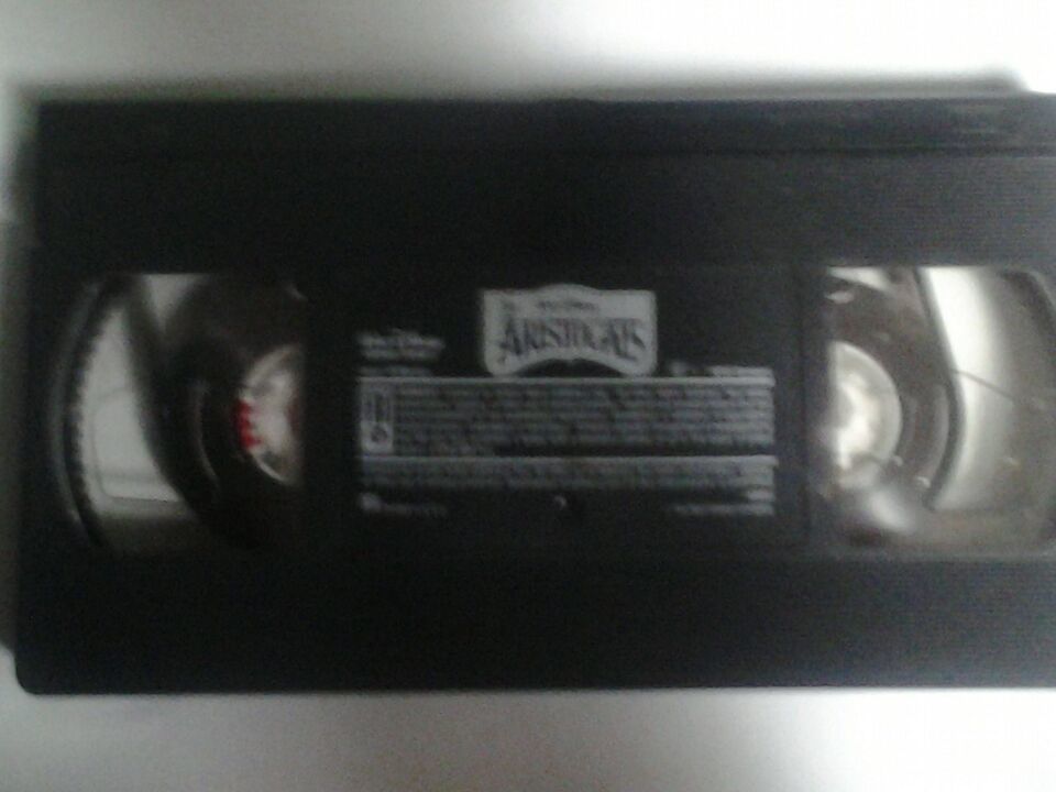 The Aristocats (VHS, 1996) No Case - $4.21