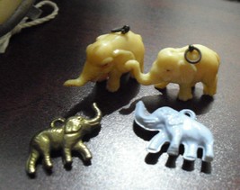 Lot of 4 Vintage 1950s Plastic Cereal Premiums - Elephant Charms - £12.66 GBP