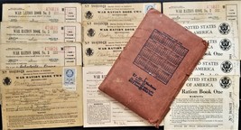 LOT vintage WWII WAR RATION BOOKS lenhartsville berks pa Nester 10pc w folder - £33.05 GBP