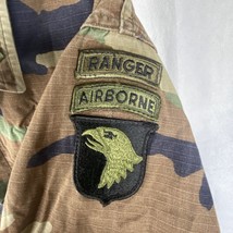 Vintage Army Camo Field Jacket Shirt Medium Long Airborne Ranger Patches - £26.31 GBP