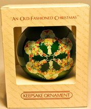Hallmark - An Old-Fashioned Christmas - Glass Ball 1983 - Keepsake Ornament - £12.46 GBP