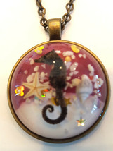 Seahorse Seashells in Clear Ocean Resin Charm 11&quot; Necklace Assorted Colors - £7.64 GBP