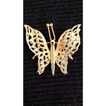 VTG Signed Monet Filigree Butterfly Pin Brooch Gold Tone Ribbed 2 Layer Wings - £19.55 GBP