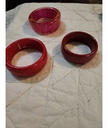 Vintage Lot of 3 Thick RETRO  Lucite Bangle Bracelets 2 Red and 1 Pink  ... - $36.83 CAD