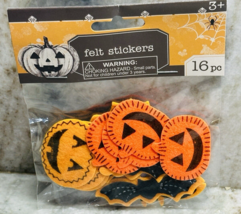 Halloween Themed 1pk of 16 Pcs Felt Stickers 3+-Brand New-SHIPS N 24 HOURS - $270.20 MXN