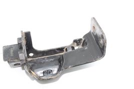 01-10 CHEVY SILVERADO 2500HD 6.6L ENGINE MOUNT BRACKET Q7015 image 6