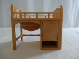 Epoch calico critter Baby Changing Table Doll House Plastic Furniture - $10.90