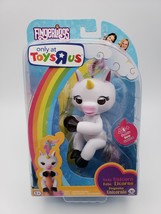 Authentic Wow Wee Fingerlings Gigi Unicorn Toys R Us Exclusive Retired Rare New!! - $35.63
