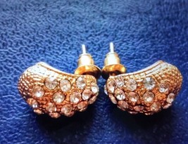 Full Gold Crystal Crescent Stud Earrings Beatles Earring For Woman - £7.58 GBP