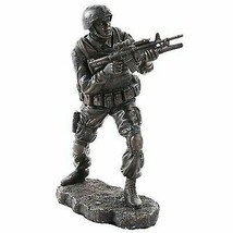 Military Infantry Soldier Charging With Rifle Figurine US Army War Patriot Hero - £28.89 GBP