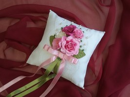 White ring bearer pillow wedding Bouquet, Foral classic wedding ring pil... - £26.55 GBP