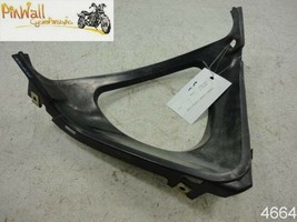 94 Suzuki RF600 Rf 600 Bottom Fairing Connector - £25.55 GBP