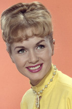 Debbie Reynolds Beautiful Smiling Studio Portrait in Yellow Sweater Circ... - £18.78 GBP