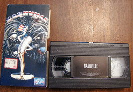 Vendo Videocassetta Video Cassetta VHS NASHVILLE Robert Altman lingua or... - £5.70 GBP