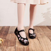 Vintage Flowers Embroidered Women Soft Canvas Ballet Flats Ladies Casual Comfort - £22.75 GBP
