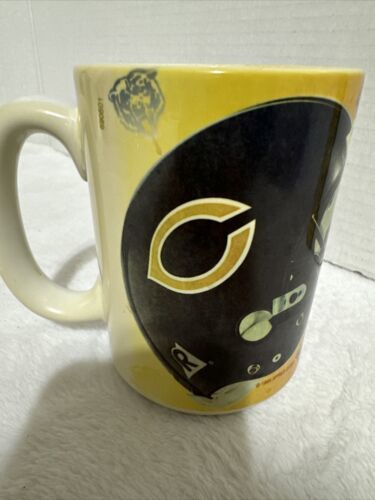 Chicago Bears Coffee Mug 15 oz NFL Licensed  Chicago Skyline 1995 - £9.47 GBP