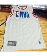 NBA Basketball Men’s M White Sleeveless Jersey Tank Top LICENSED APPAREL... - $442.66 MXN