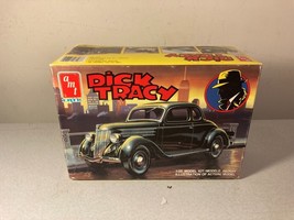 AMT/Ertl Dick Tracy Coupe  1:25 Scale Model Kit - £20.39 GBP